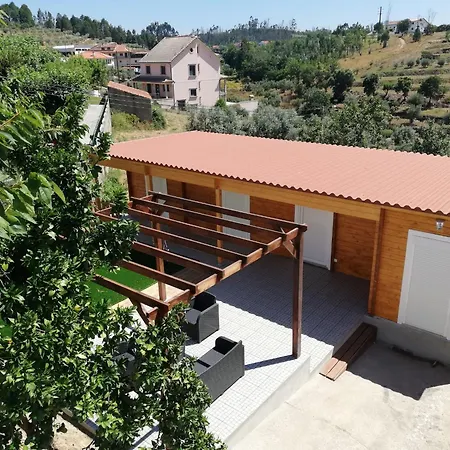 Mondalva Guesthouse Sao Pedro de Alva Exterior photo